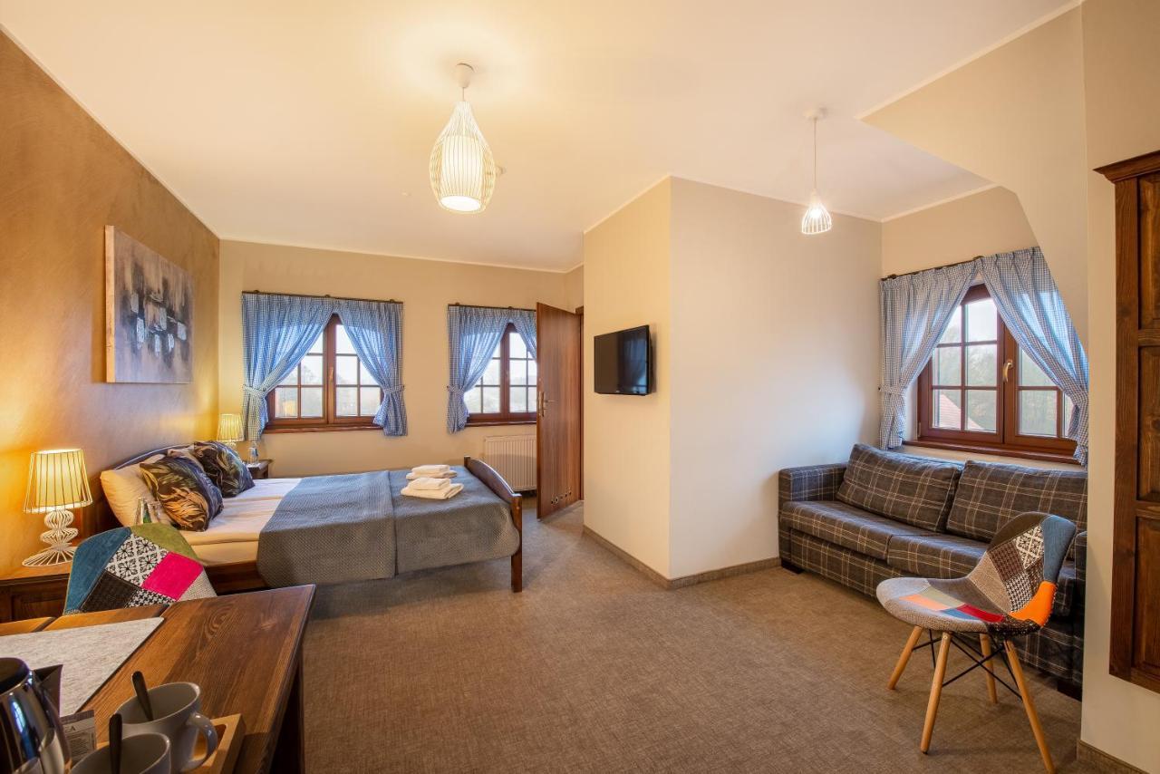 Hotel Kuźnia Smaków Male Pulkowo